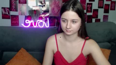 milanaroz online show from 30, 11, 2025