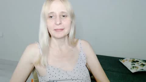 Milena online show from 9, 2, 2025