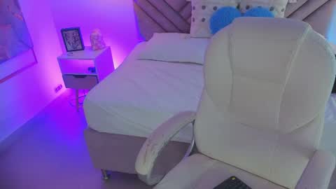 Milan Corleone online show from 9, 7, 2026