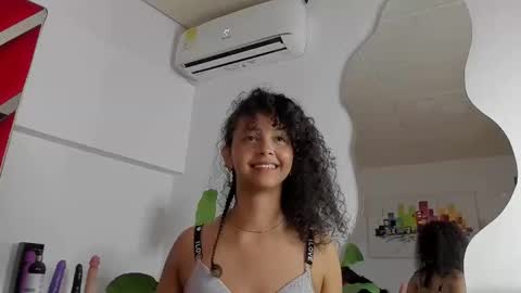 milanx2 online show from 4, 3, 2025