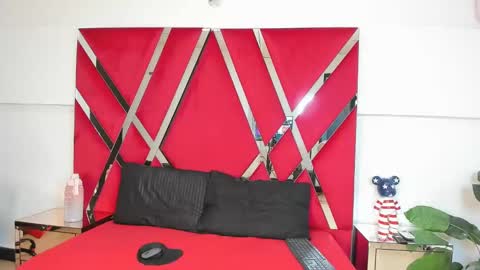 milanx2 online show from 3, 11, 2025