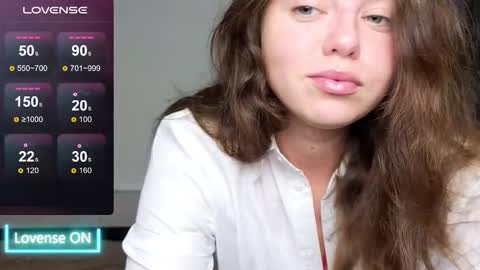 Snapshot of milania_hot_foxy chatting on 2, 10, 2025 Mila online show from 2, 10, 2025