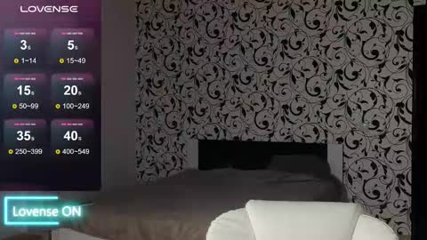 Mila online show from 13, 11, 2025