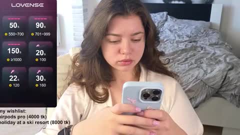 Snapshot of milania_hot_foxy chatting on 27, 2, 2026 Mila online show from 27, 2, 2026