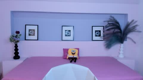 Mila Rose online show from 5, 1, 2025