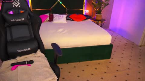 Snapshot of milaskyy chatting on 9, 3, 2025 milaskyy online show from 9, 3, 2025
