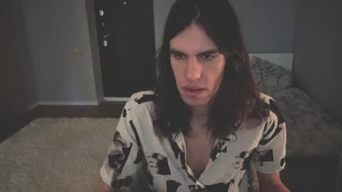 Mila online show from 13, 4, 2026