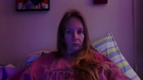 Mila online show from 8, 4, 2026