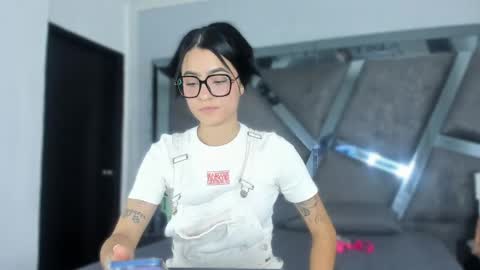 Snapshot of milawink chatting on 31, 5, 2026 Milawink online show from 31, 5, 2026