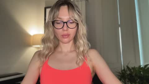 Mila online show from 25, 6, 2026