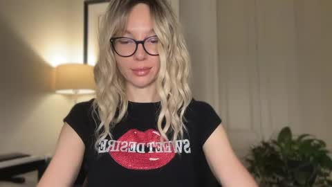 Mila online show from 8, 7, 2026