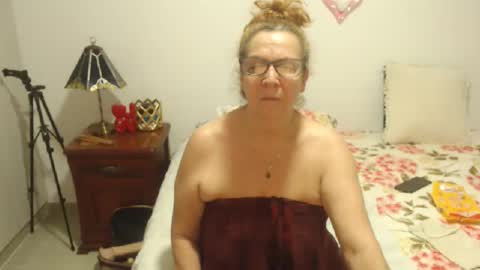 Snapshot of milchanell chatting on 11, 9, 2025 milchanell online show from 11, 9, 2025