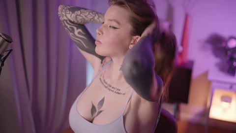 Snapshot of mileeena chatting on 26, 12, 2024 M Telegram mamagotachannel online show from 26, 12, 2024