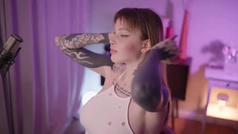 Snapshot of mileeena chatting on 31, 12, 2024 M Telegram mamagotachannel online show from 31, 12, 2024