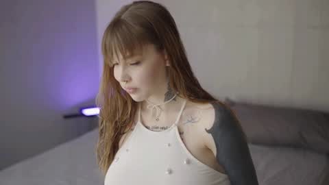 Snapshot of mileeena chatting on 23, 1, 2025 M Telegram mamagotachannel online show from 23, 1, 2025