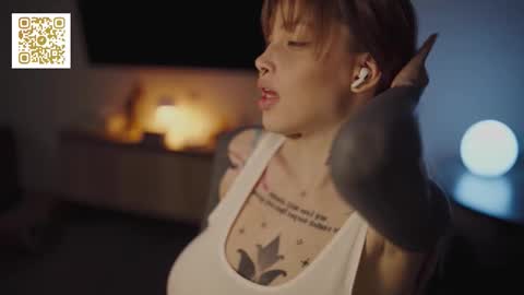 Snapshot of mileeena chatting on 23, 10, 2025 M Telegram mamagotachannel online show from 23, 10, 2025