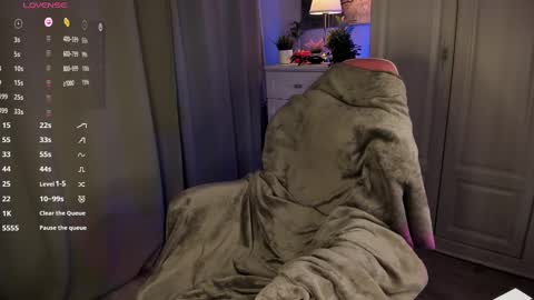 Snapshot of milemissyy chatting on 26, 2, 2025 Mia online show from 26, 2, 2025