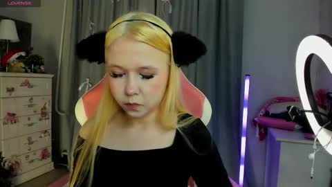 Snapshot of milemissyy chatting on 9, 2, 2026 Mia online show from 9, 2, 2026