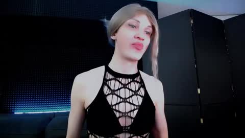 Milena Hardy online show from 20, 10, 2025