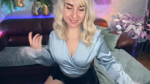 MilenaDaisy online show from 1, 2, 2026