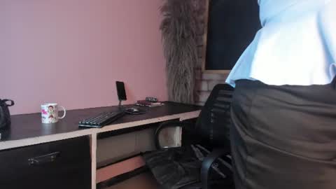 Snapshot of milenahot__69 chatting on 17, 6, 2026 Milena online show from 17, 6, 2026