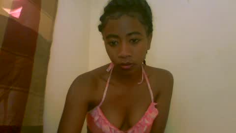 Snapshot of milennah chatting on 23, 5, 2026 milennah online show from 23, 5, 2026