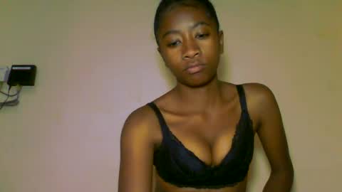 Snapshot of milennah chatting on 19, 6, 2026 milennah online show from 19, 6, 2026