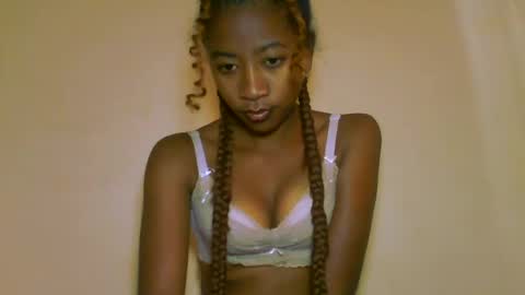 Snapshot of milennah chatting on 21, 6, 2026 milennah online show from 21, 6, 2026