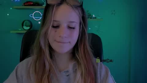 Snapshot of miles_candy chatting on 25, 2, 2026 Sweet Miles online show from 25, 2, 2026