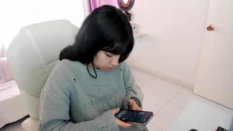 Snapshot of mileyberry chatting on 21, 9, 2025 IEY EY online show from 21, 9, 2025
