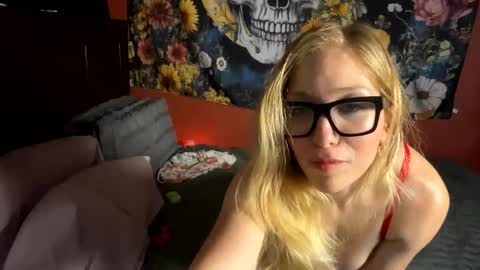 Snapshot of milf4everjenna chatting on 20, 2, 2026 milf4everjenna online show from 20, 2, 2026