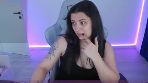 Isabelle online show from 6, 4, 2026