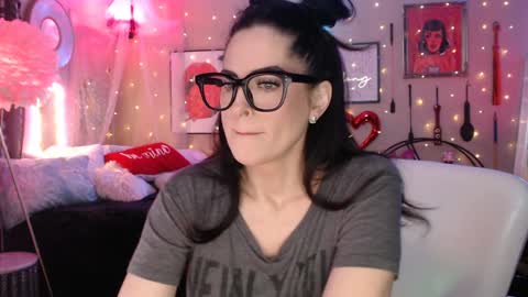 Snapshot of milf_lacey chatting on 22, 1, 2025 Milf Lacey online show from 22, 1, 2025