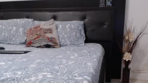 milfa online show from 27, 2, 2025