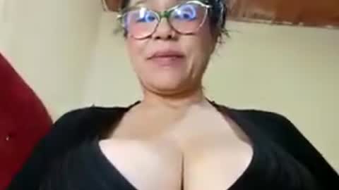 Snapshot of milfcamila367608 chatting on 16, 6, 2026 camila online show from 16, 6, 2026