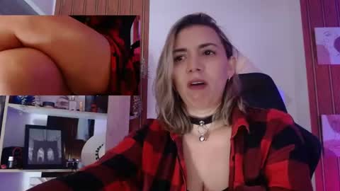 Snapshot of milfsecret69 chatting on 1, 8, 2026 Sara online show from 1, 8, 2026