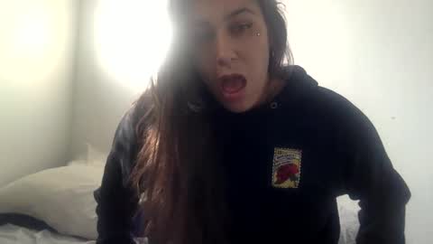 Snapshot of milfsfreaky69 chatting on 6, 1, 2025 BabygirlsFreaky online show from 6, 1, 2025