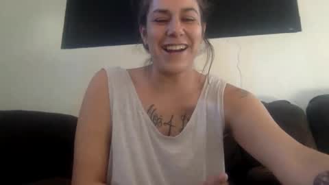 Snapshot of milfsfreaky69 chatting on 10, 1, 2025 BabygirlsFreaky online show from 10, 1, 2025