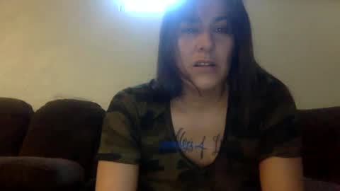 Snapshot of milfsfreaky69 chatting on 31, 1, 2025 BabygirlsFreaky online show from 31, 1, 2025