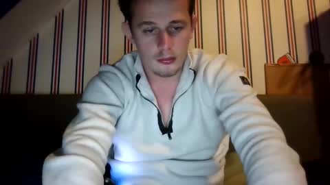 Snapshot of milfslikesme chatting on 9, 3, 2025 milfslikesme online show from 9, 3, 2025