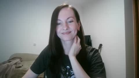 Snapshot of miliah chatting on 13, 10, 2025 miliah online show from 13, 10, 2025