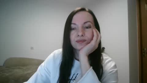 Snapshot of miliah chatting on 25, 10, 2025 miliah online show from 25, 10, 2025