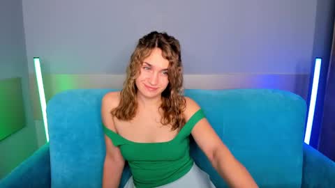 milkablond online show from 15, 1, 2025