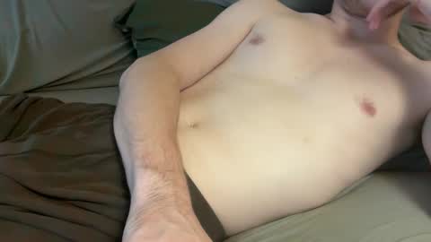 Snapshot of milkedboy964 chatting on 27, 9, 2025 milkedboy964 online show from 27, 9, 2025