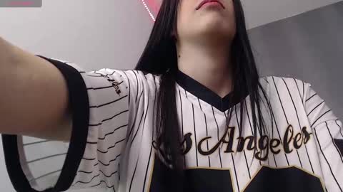 Amira online show from 15, 2, 2025