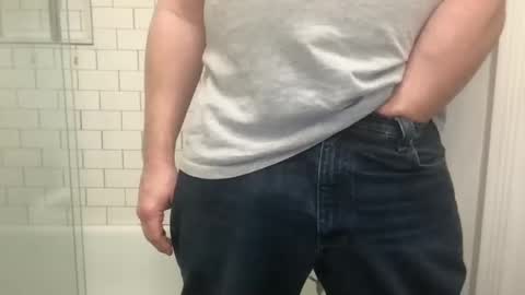 Snapshot of milkitdaddy chatting on 2, 1, 2025 milkitdaddy online show from 2, 1, 2025