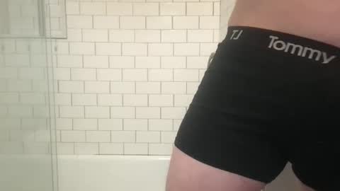 Snapshot of milkitdaddy chatting on 7, 1, 2025 milkitdaddy online show from 7, 1, 2025