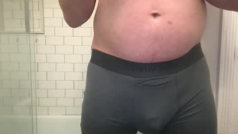 Snapshot of milkitdaddy chatting on 8, 2, 2025 milkitdaddy online show from 8, 2, 2025