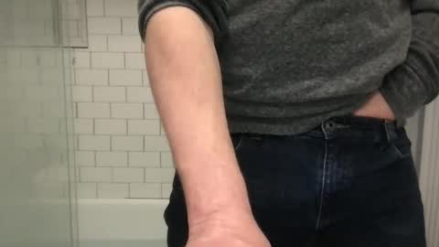 Snapshot of milkitdaddy chatting on 21, 2, 2025 milkitdaddy online show from 21, 2, 2025