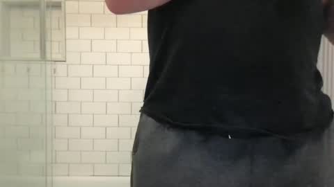 Snapshot of milkitdaddy chatting on 6, 3, 2025 milkitdaddy online show from 6, 3, 2025